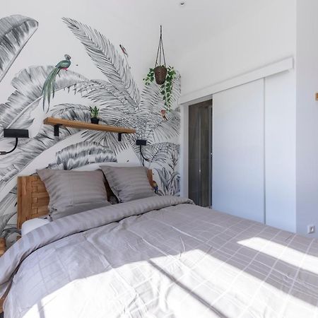 Iqs Rooms - Chambre Double Avec Salle De Bain Luxemburgo Exterior foto